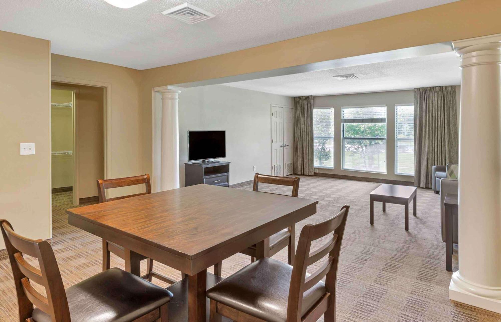 Extended Stay America Suites - Phoenix - Midtown מראה חיצוני תמונה