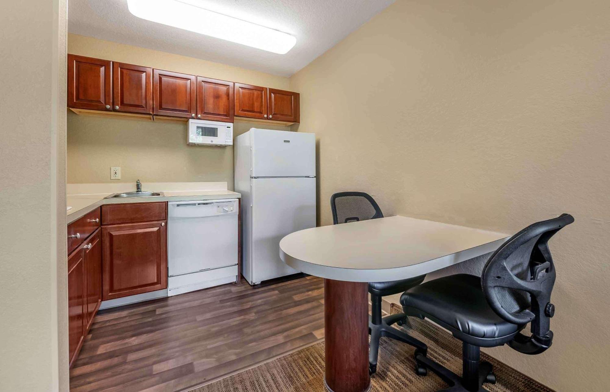 Extended Stay America Suites - Phoenix - Midtown מראה חיצוני תמונה